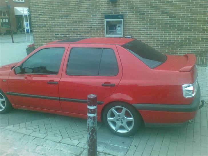 VW Vento solgt  billede 4