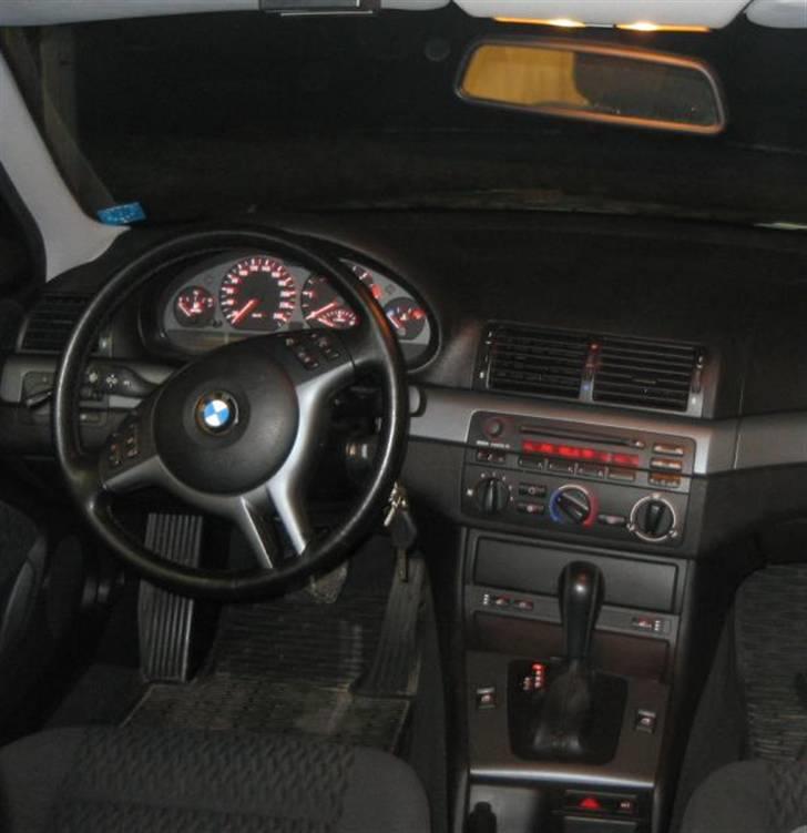 BMW 320D Stept Touring billede 12