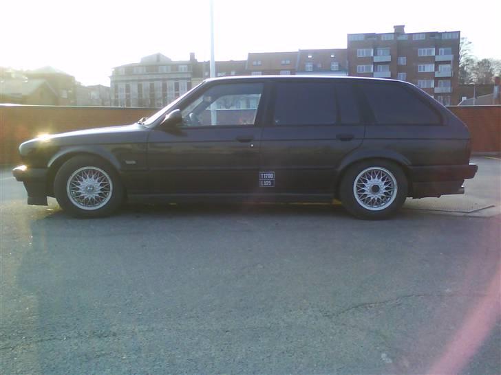 BMW 320i Touring E30 *SOLGT* billede 8