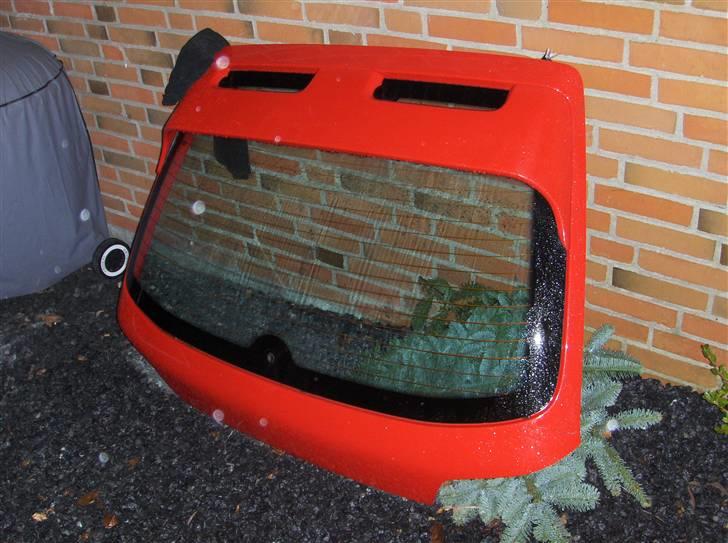 Peugeot 306 rolland garros - bagklap, kommer på til marts, bliver malet samtidig med alt det andet billede 9