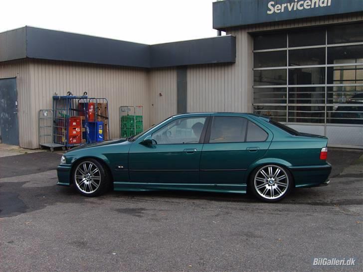 BMW 320i E36 SOLGT billede 10