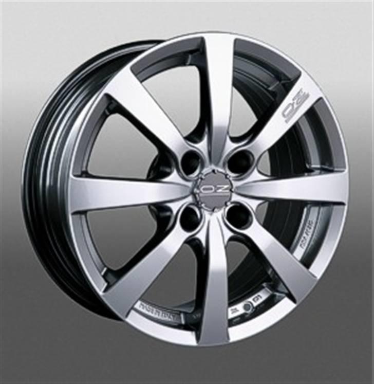 Peugeot Solgt! - 4 stk. helt nye m. daek koert ca. 500 km. saelges pga. bilskifte, pris. 6000 kr billede 6