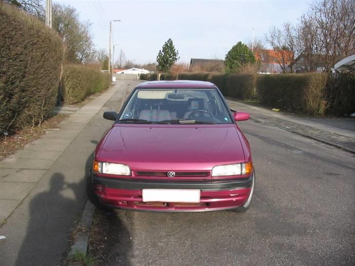 Mazda 323 Solgt! billede 7