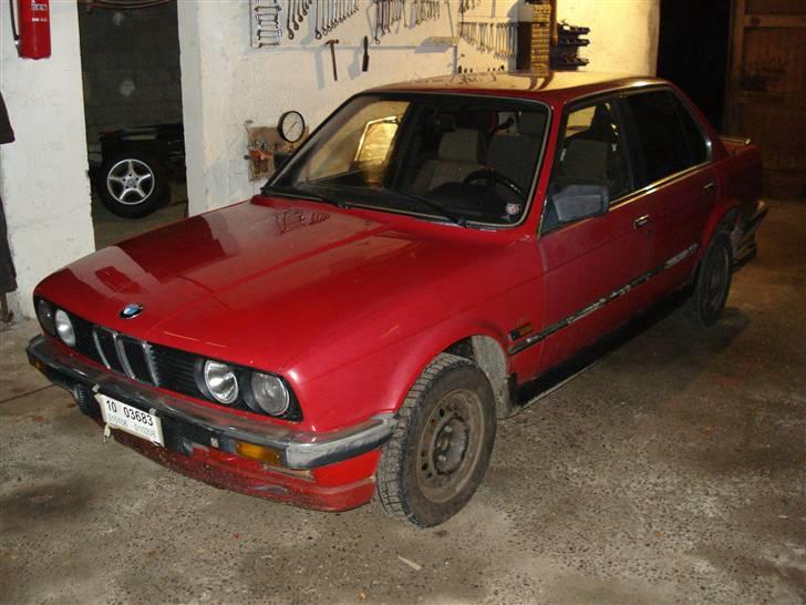 BMW E30 320i billede 3