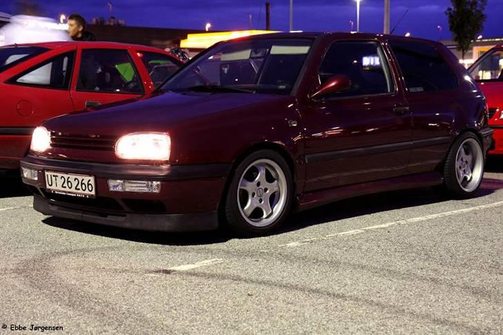 VW Golf 3 TDI SOLGT billede 1