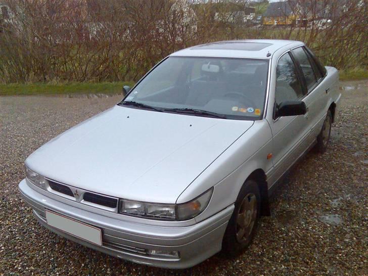 Mitsubishi Lancer 1600 HB billede 1