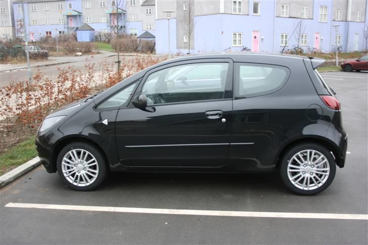 Mitsubishi Colt - Dagen efter den blev hentet billede 5