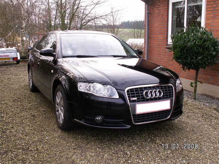 Audi A4 2,0 TDI S-Line billede 3