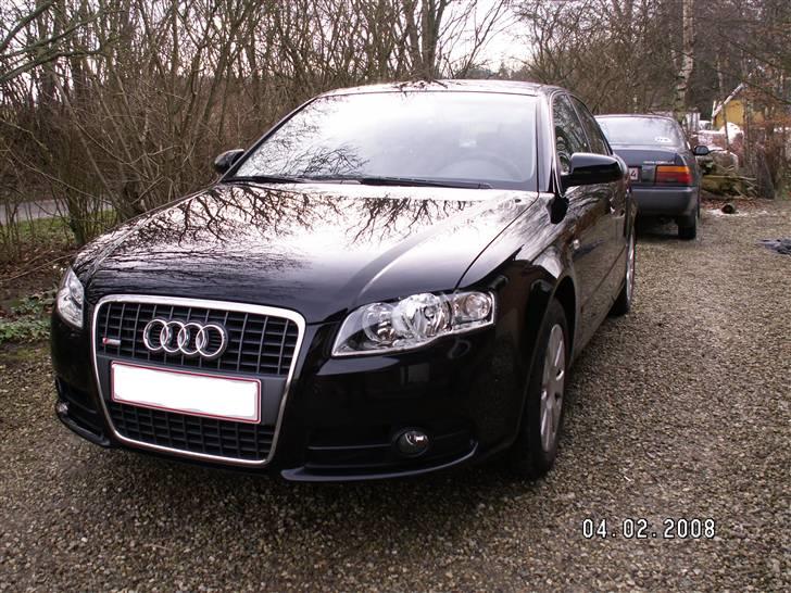 Audi A4 2,0 TDI S-Line billede 5