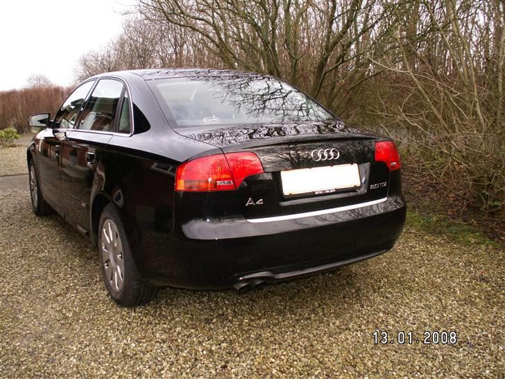 Audi A4 2,0 TDI S-Line billede 6