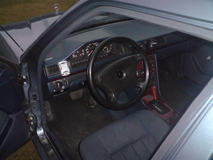 Mercedes Benz E-klasse W124 250D-SOLGT- billede 9