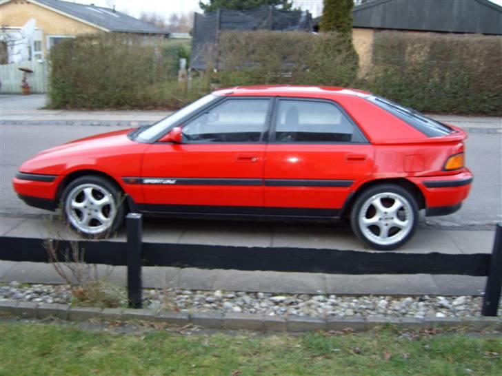 Mazda 323 F Sports-Line  billede 6