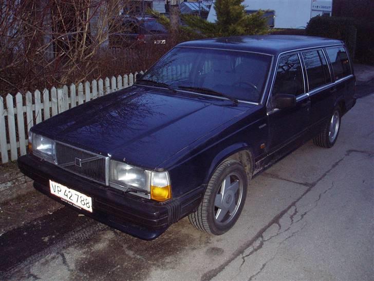 Volvo 740 GL Stc. (solgt) billede 1