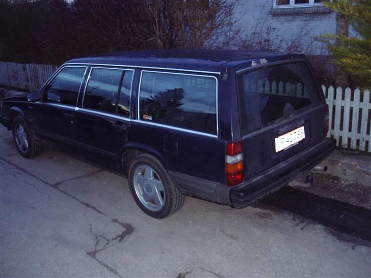 Volvo 740 GL Stc. (solgt) billede 2