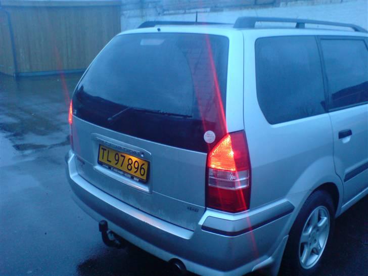 Mitsubishi Space Wagon 2,4 (solgt) billede 3