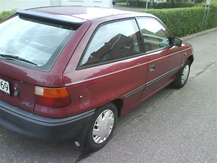 Opel Astra F *Solgt* billede 3