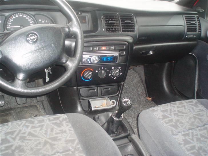Opel vectra b (solgt) billede 3