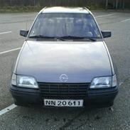 Opel Kadett (SOLGT)
