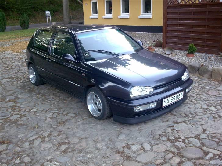 VW GOLF 3   SOLGT billede 2