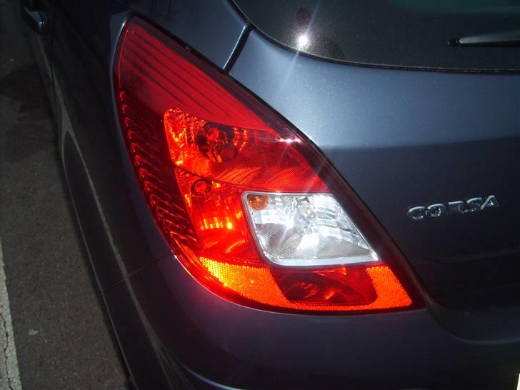 Opel corsa D enjoy SOLGT billede 2