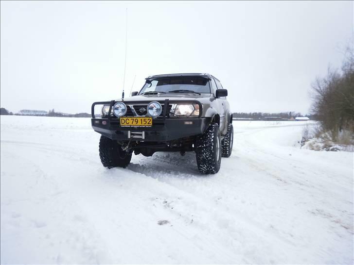 Nissan patrol 2,8 y61 billede 1