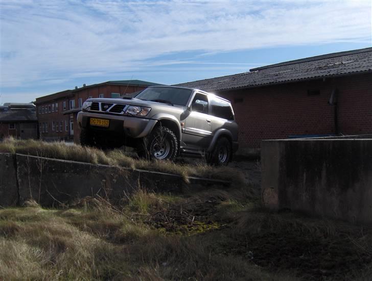 Nissan patrol 2,8 y61 billede 10