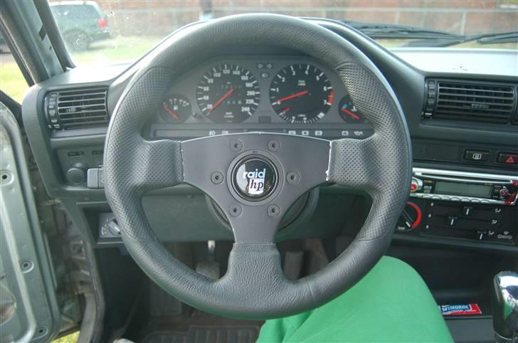 BMW 325i (Baneracer)(SOLGT) - lidt støre rat skal til. billede 8