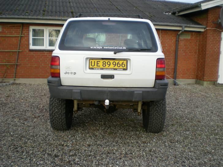 Jeep laredo solgt billede 3