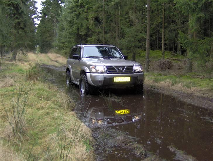 Nissan patrol 2,8 y61 billede 11