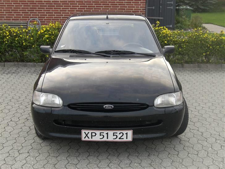 Ford Escort *SOLGT* billede 2