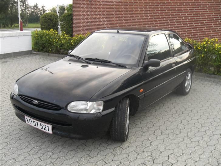 Ford Escort *SOLGT* billede 3