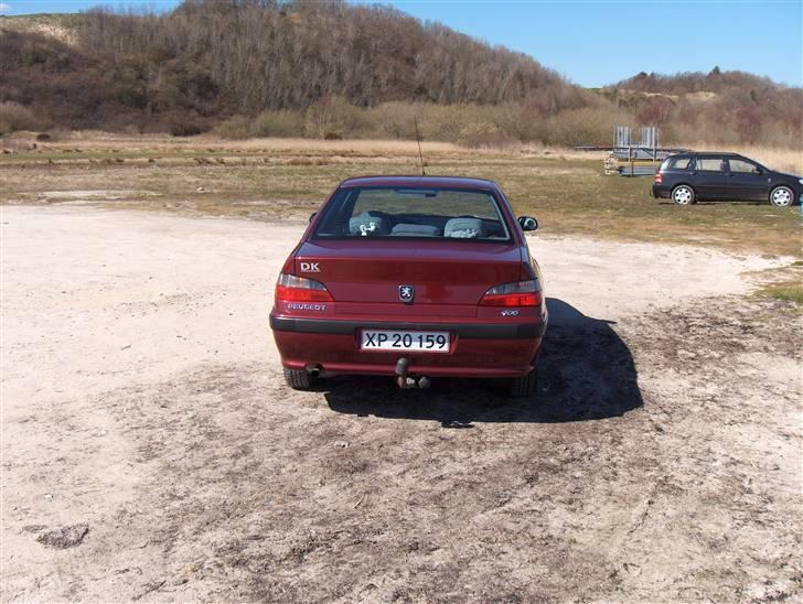 Peugeot 406 1.8i - Totalskadet billede 5