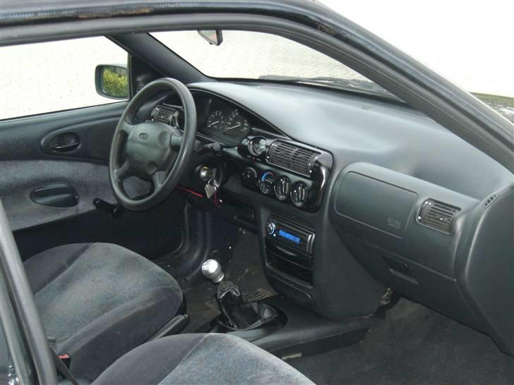 Ford Escort *SOLGT* billede 9