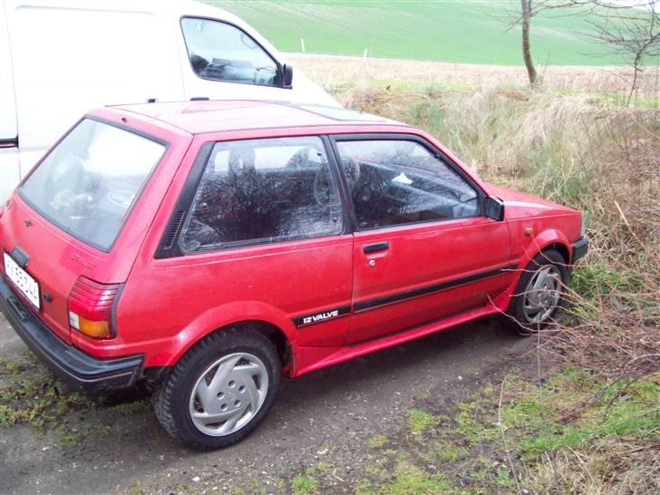 Toyota Starlet 1,3s solgt billede 18