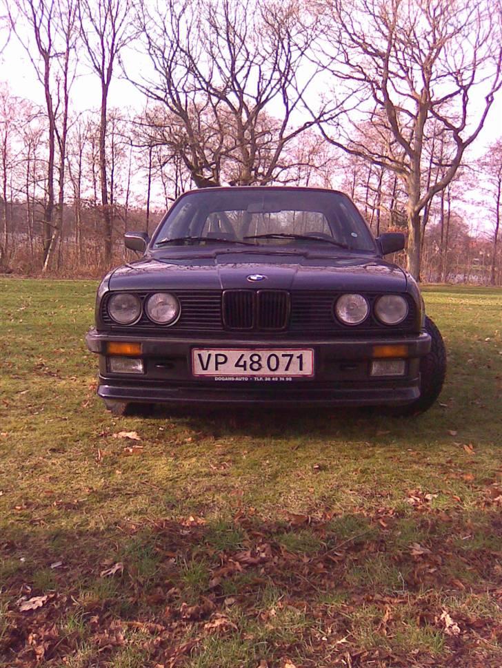 BMW 320 i e30 SOLGT billede 11
