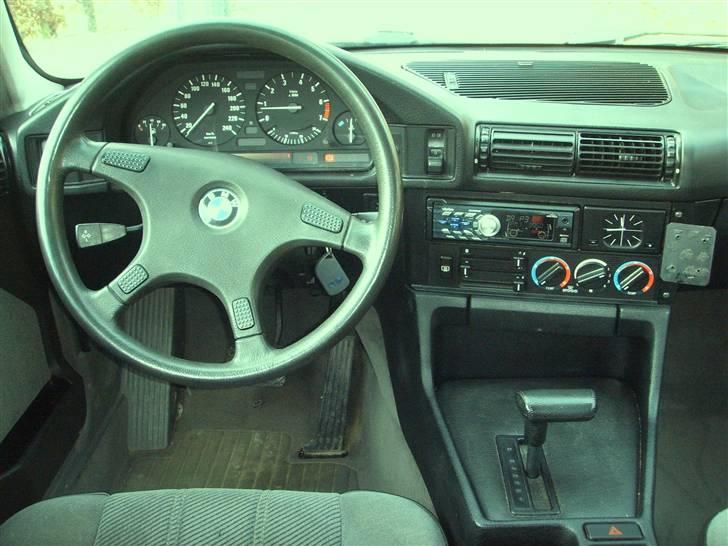 BMW 525i aut. SOLGT billede 2