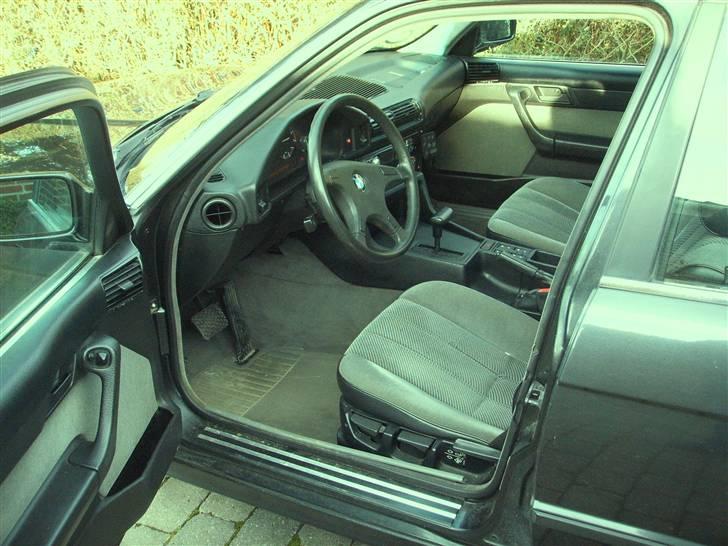 BMW 525i aut. SOLGT billede 8