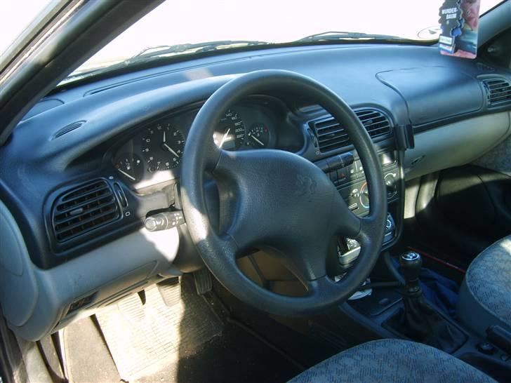 Peugeot 406 SOLGT billede 5