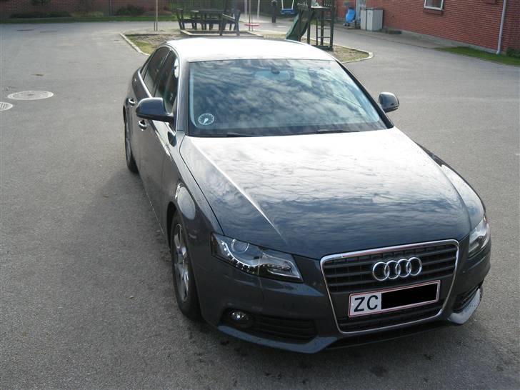 Audi A4 2,0 TDI NY MODEL SOLGT billede 8