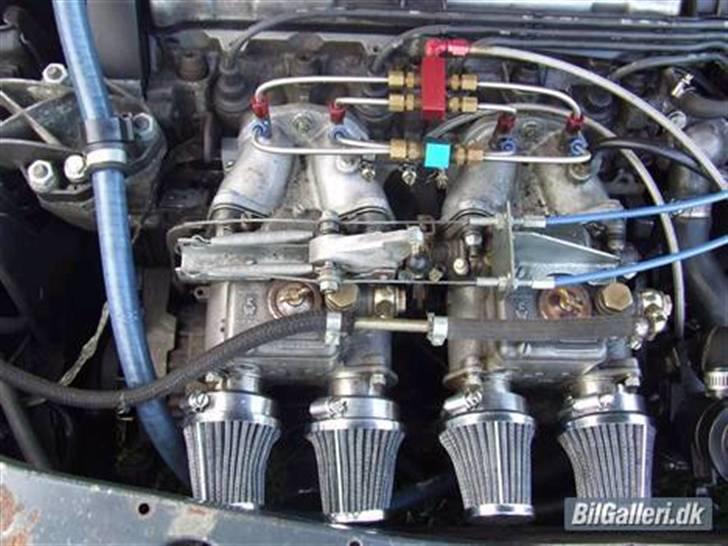 Peugeot 205 gti billede 1