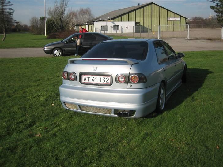 Honda civic 1.5 VTec E   billede 6