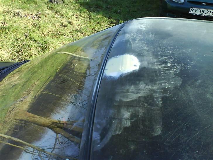 Peugeot 106 rally solgt - har lige fjernet antenen sys ik den passer til biler billede 9