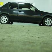 Peugeot 205 XS