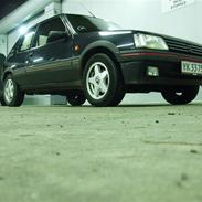 Peugeot 205 XS
