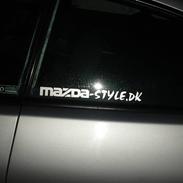 Mazda 323F BA solgt