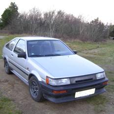 Toyota Corolla ae86