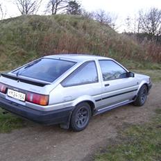 Toyota Corolla ae86