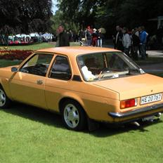 Opel Ascona 1,6S
