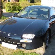 Mazda 323F  SOLGT