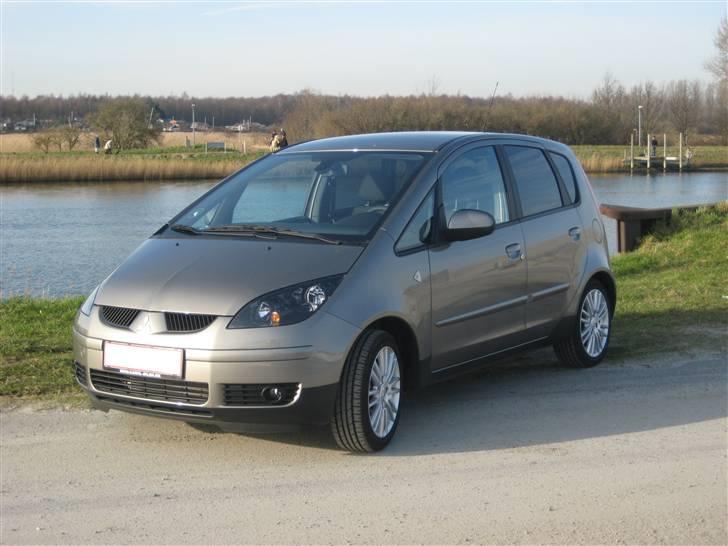 Mitsubishi Colt 1,5 Insport (Solgt) billede 4